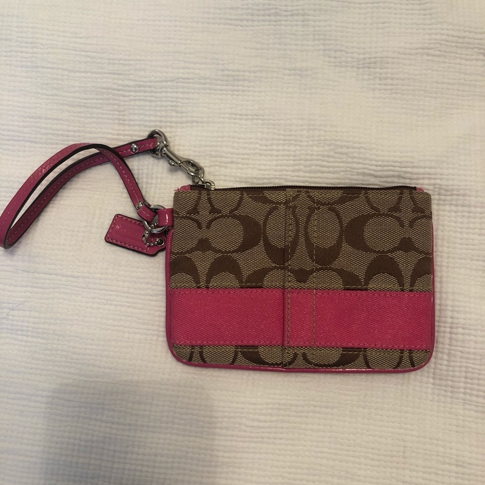 Small Coach wristlet